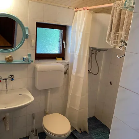 度假居 Pool House 苏博蒂察